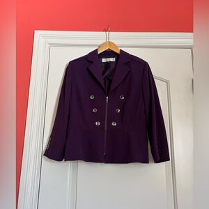 TAHARI Women's Purple Jacket with Zip Front, Peplum Back. Size 6P